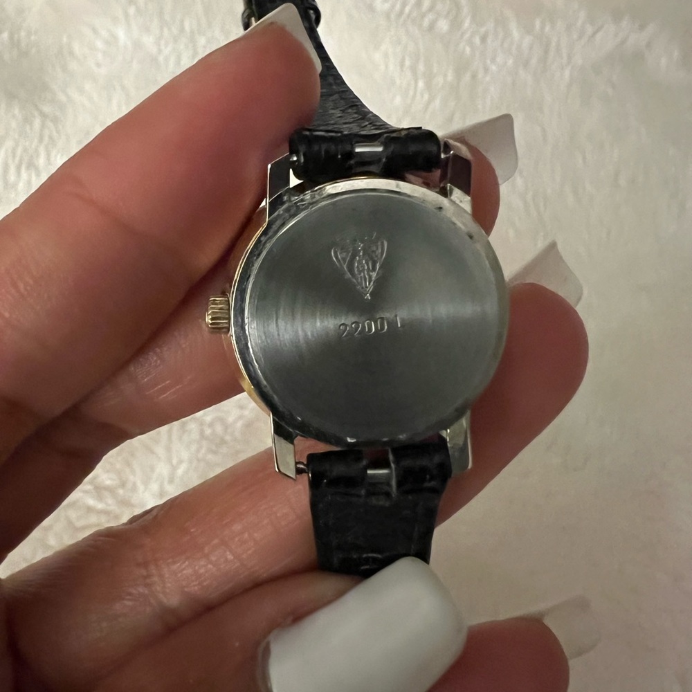 Black Women Classy Small Watch - Picture 3 of 6